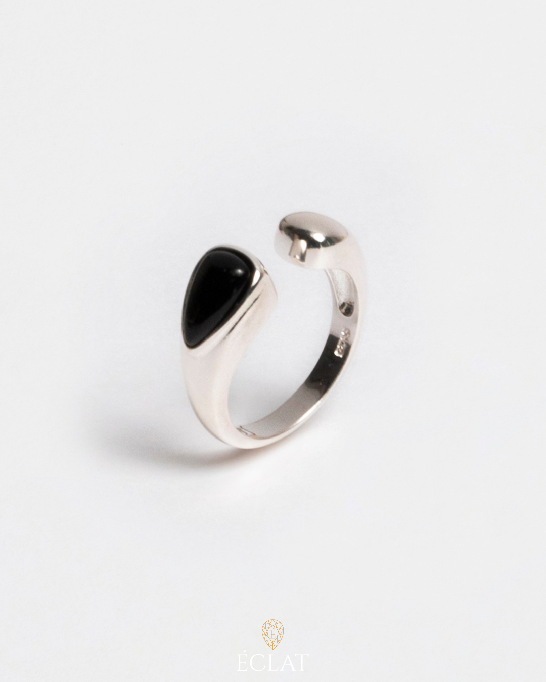 Anello goccia in agata nera
