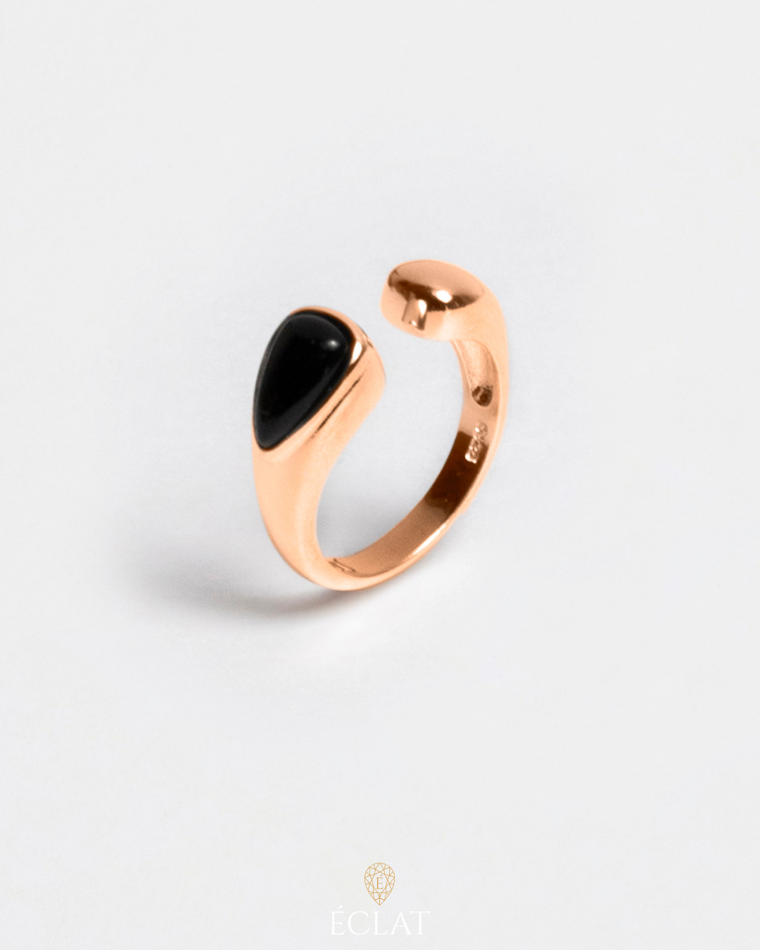 Anello goccia in agata nera