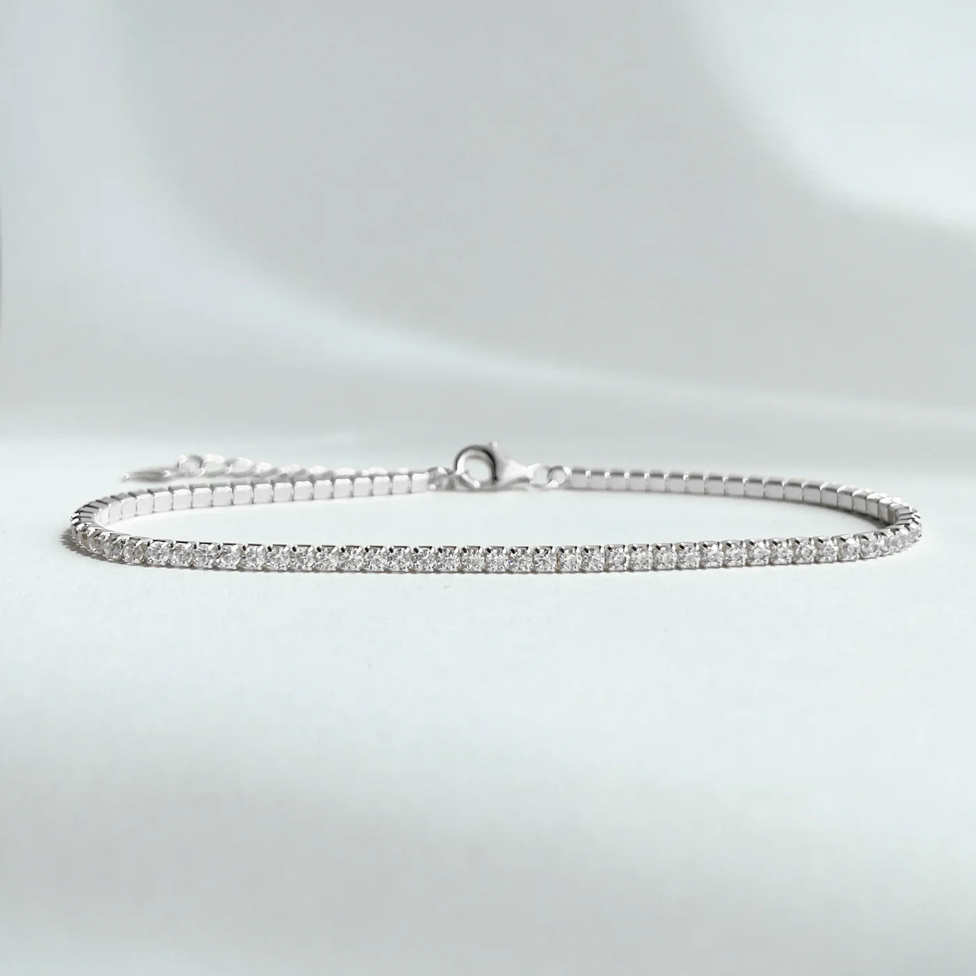 bracciale tennis moderno con zirconi bianchi ÉCLAT GIOIELLI