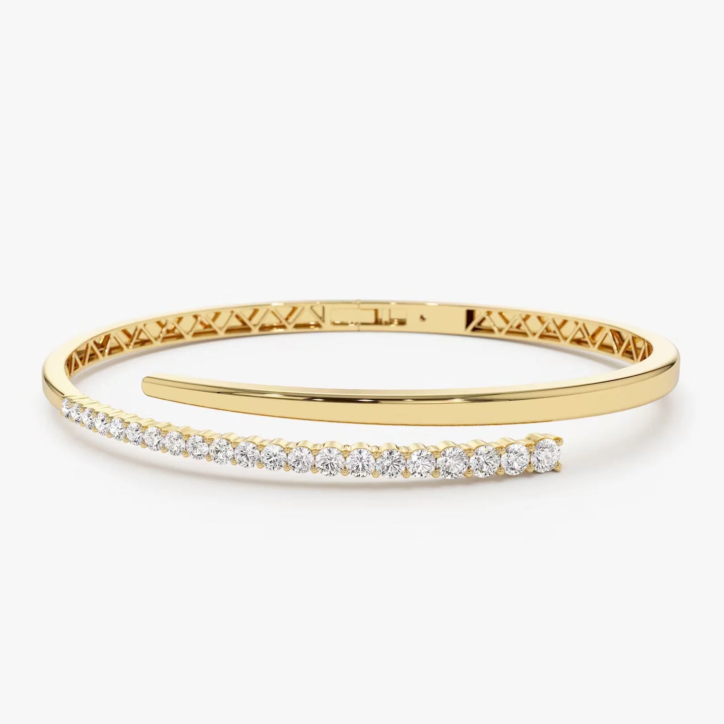 Bracciale rigido Tennis Bangle in argento 925 placcato oro con design a incrocio e fila di zirconi bianchi - Vista frontale intera Eclat Gioielli.